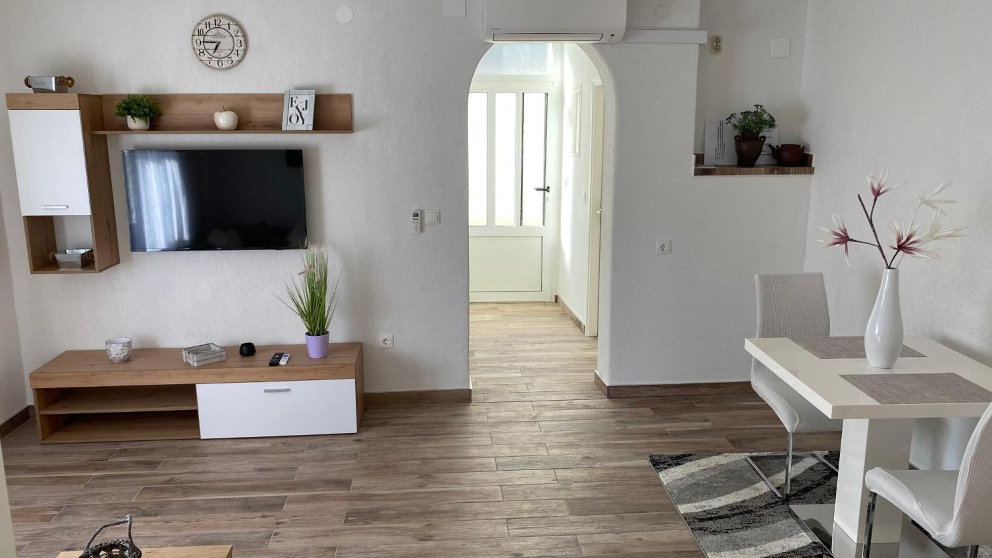 Sunset House With Seaview Apartment *