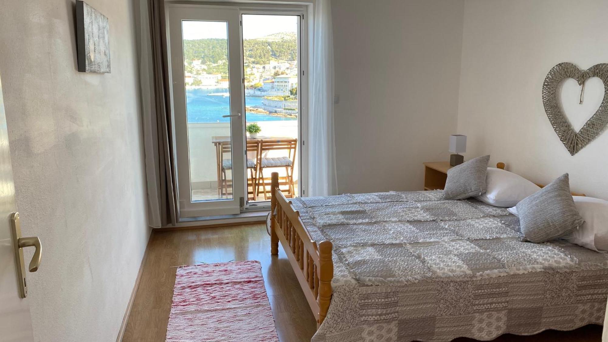 Apartment Sunset House With Seaview Hvar Town
